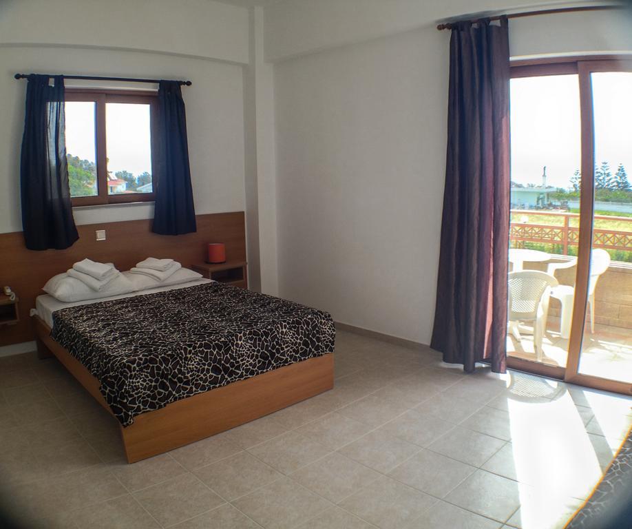 Hotel Ledras Gennadi Quarto foto